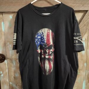 Grunt Style Black T-Shirt with Patriotic Skull Design